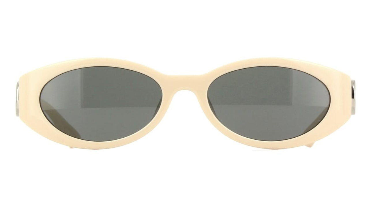 Gg Ivory · Grey Lenses